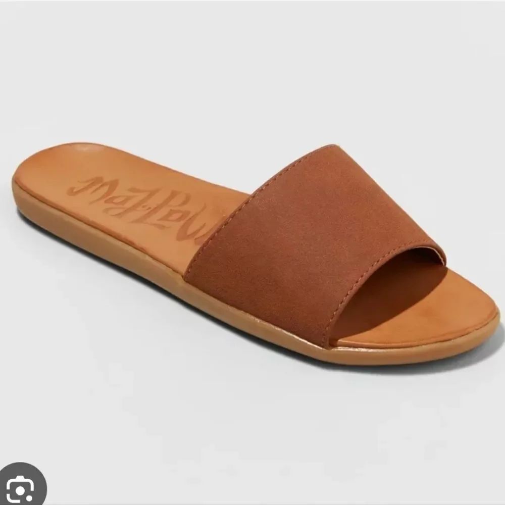 Mad Love Women's 12 Cognac Flip Flop Sandal - New